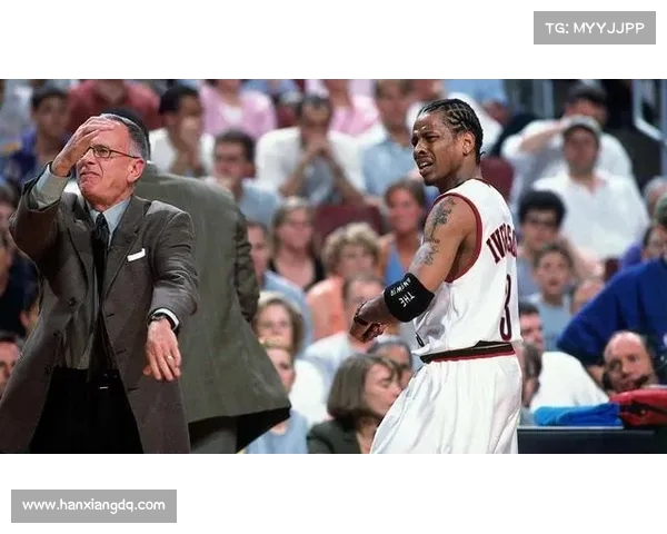 艾弗森与安东尼搭档组成的进攻组合堪称NBA历史最强双人组合之一 艾弗森与安东尼搭档组成的进攻组合堪称NBA历史最强双人组合之一